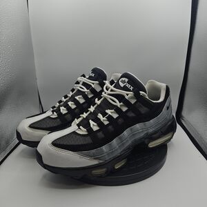 Nike Air Max 95 Black Grey White Sneakers